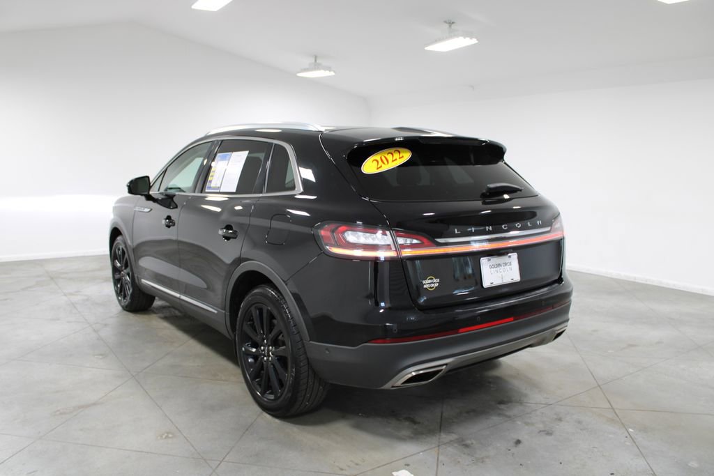 Used 2022 Lincoln Nautilus Reserve w/ Equipment Group 201A image 7