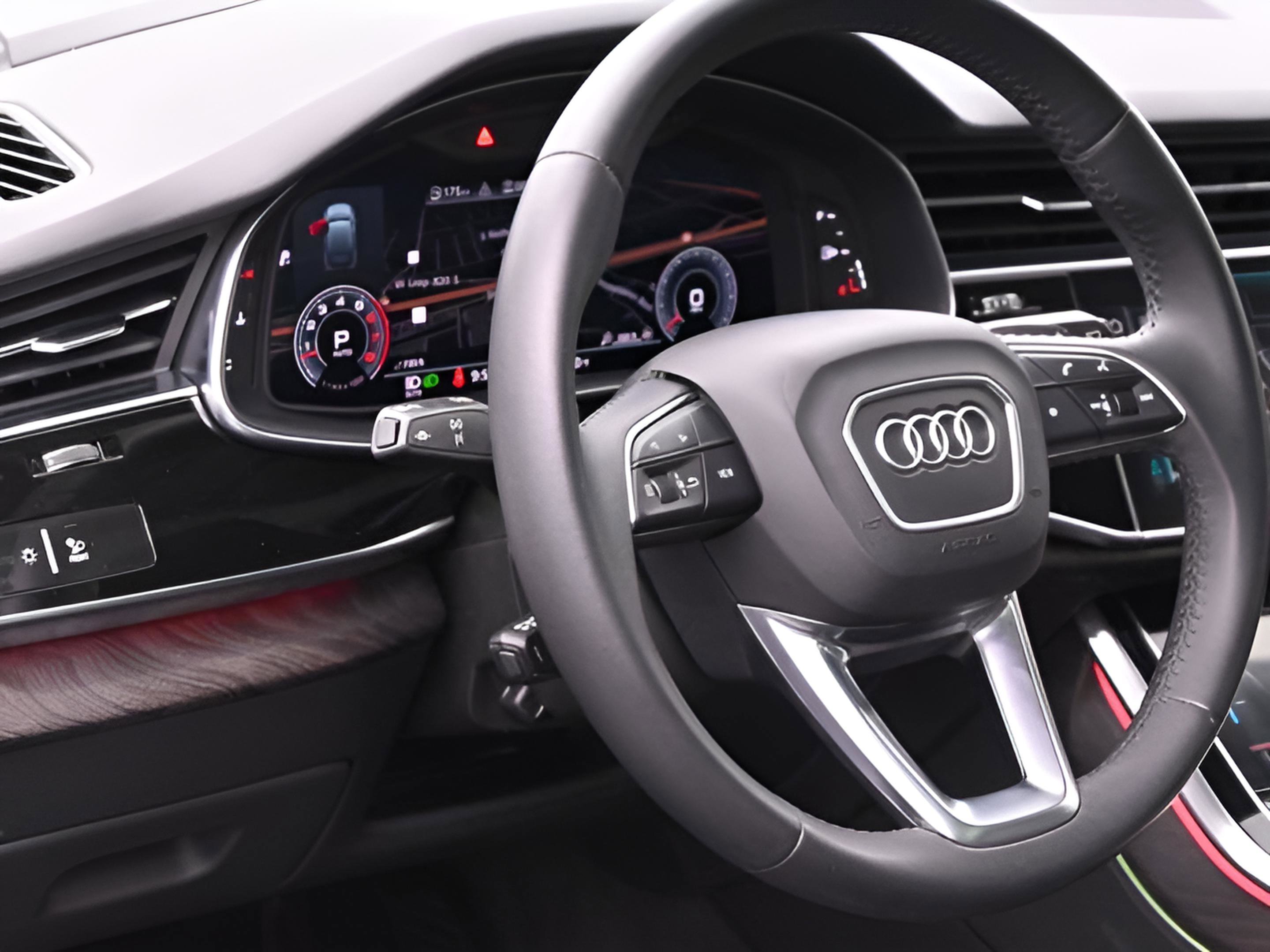 Used 2020 Audi Q7 3.0T Prestige w/ Prestige Package image 38