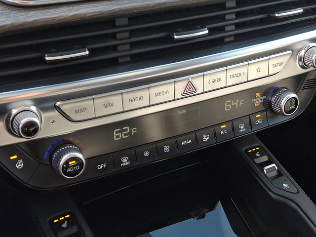 Used 2020 Kia Telluride EX image 16