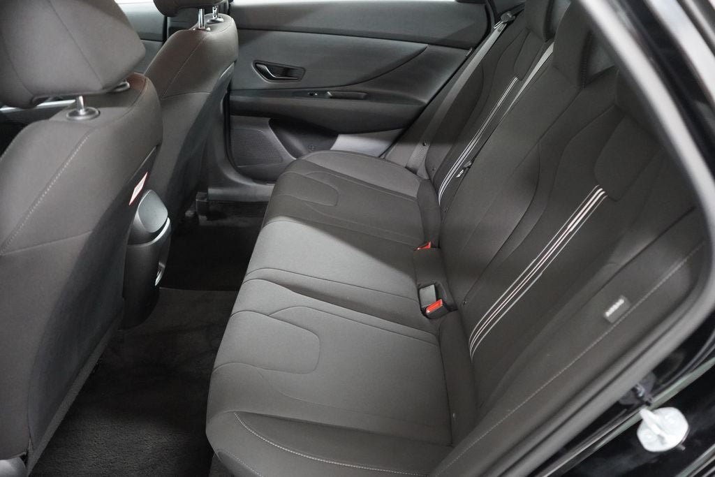 Used 2026 Hyundai Elantra Sport FWD image 18