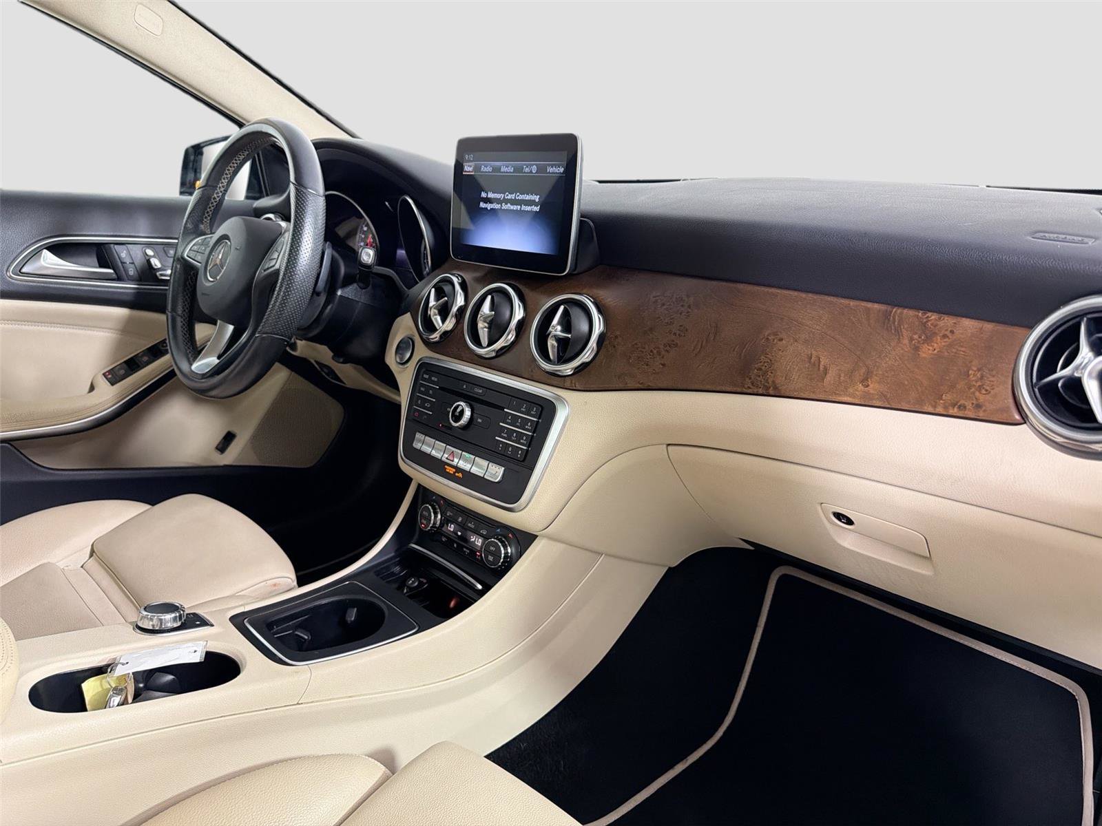 Used 2019 Mercedes-Benz GLA 250 image 27