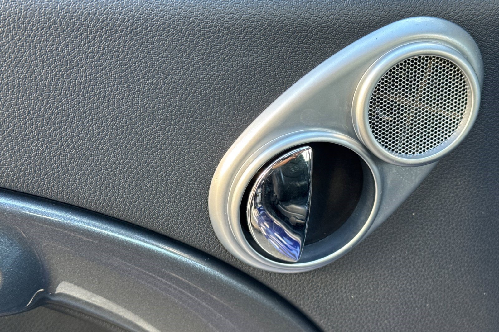 Used 2005 MINI Cooper S FWD image 26