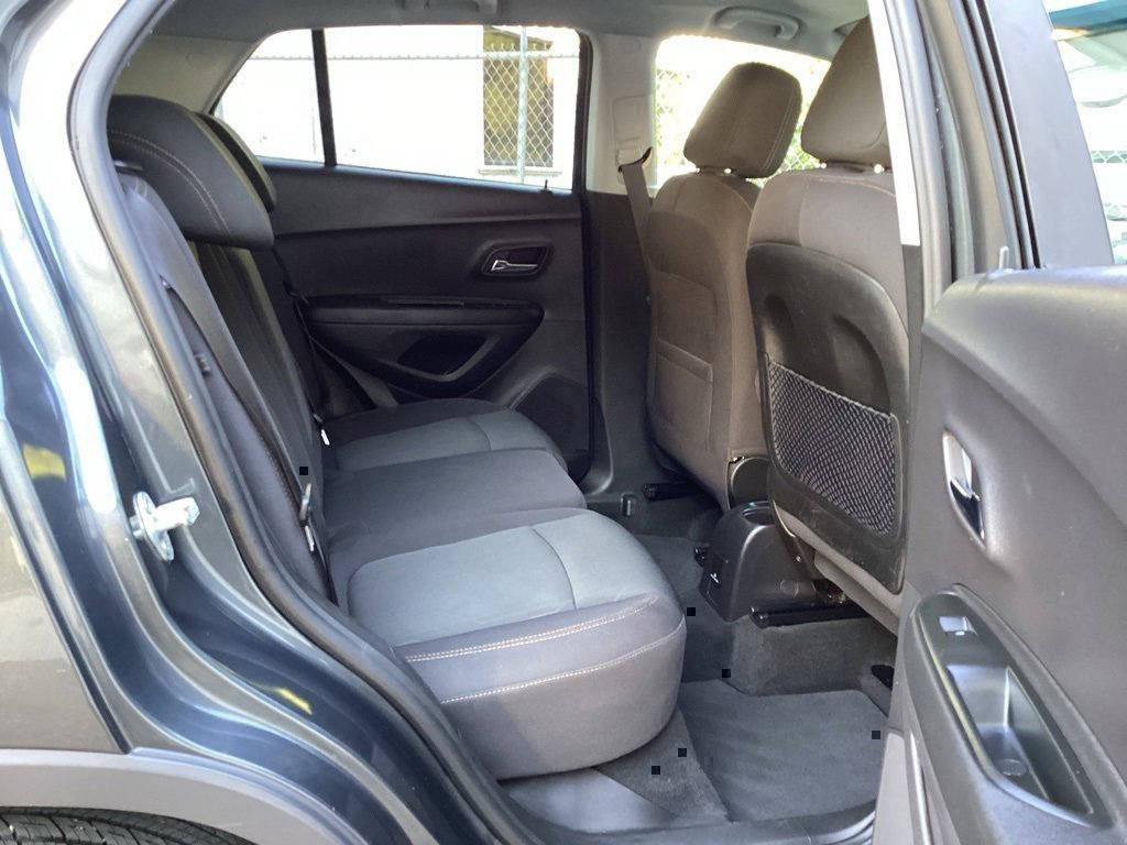 Used 2019 Chevrolet Trax LT image 31