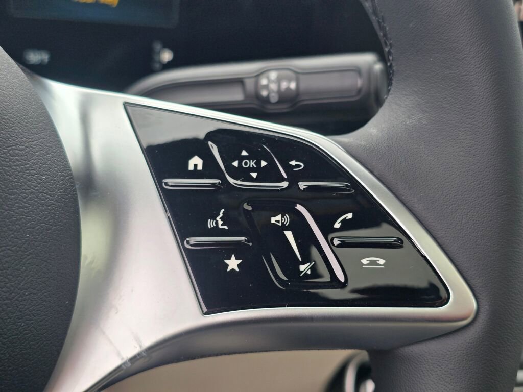 New 2026 Mercedes-Benz GLA 250 4MATIC image 37