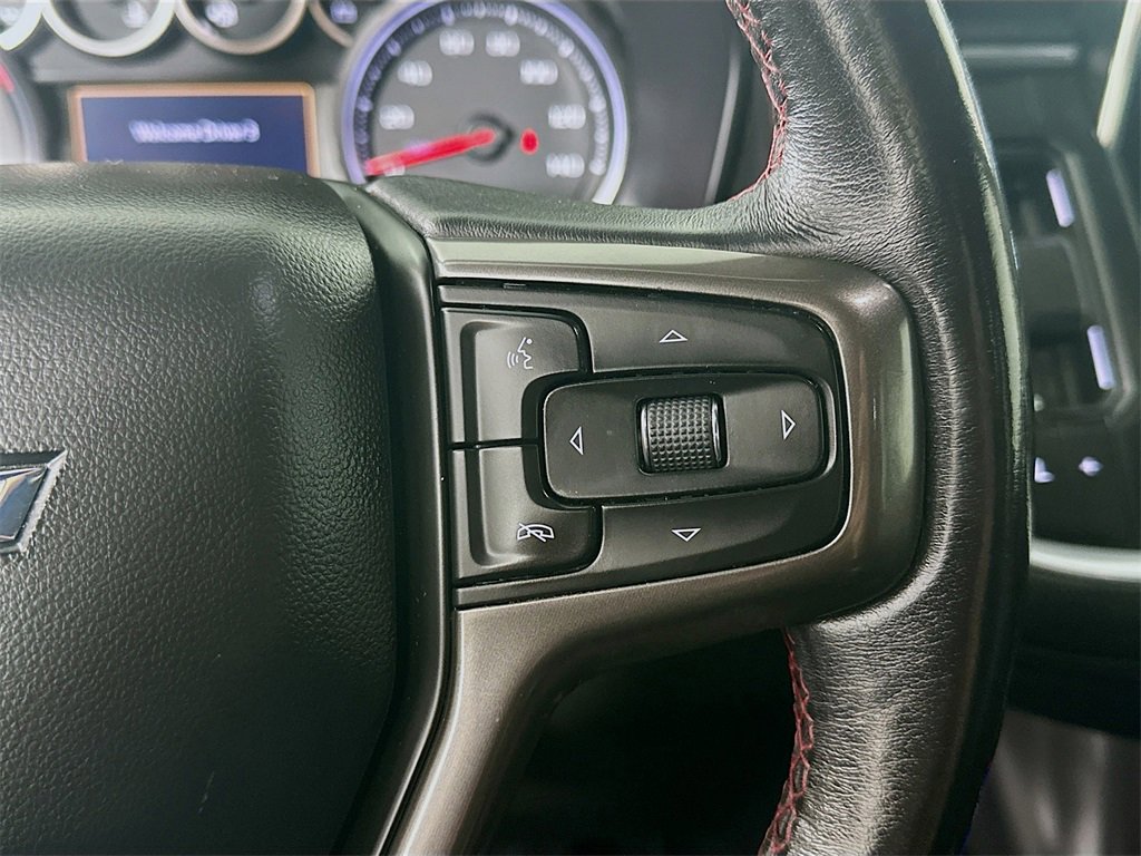 Used 2021 Chevrolet Suburban RST w/ Luxury Package image 27