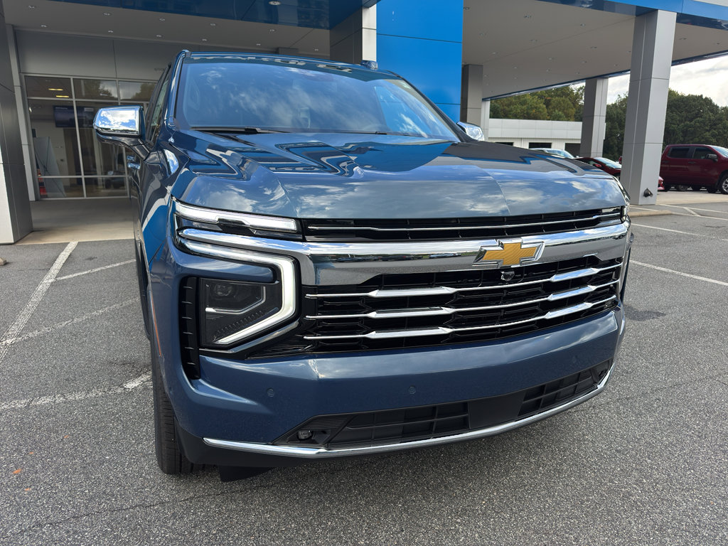 New 2026 Chevrolet Suburban LT w/ LPO, Chrome Package image 2