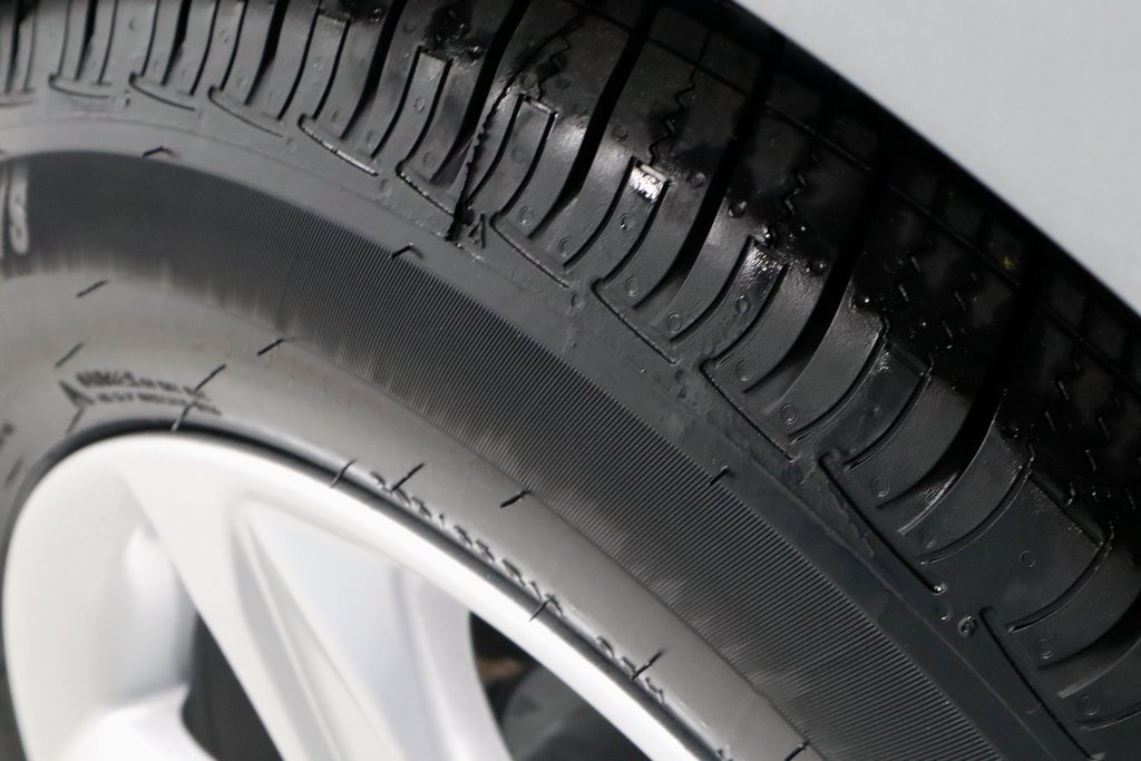 Used 2024 Chevrolet Malibu LT image 20