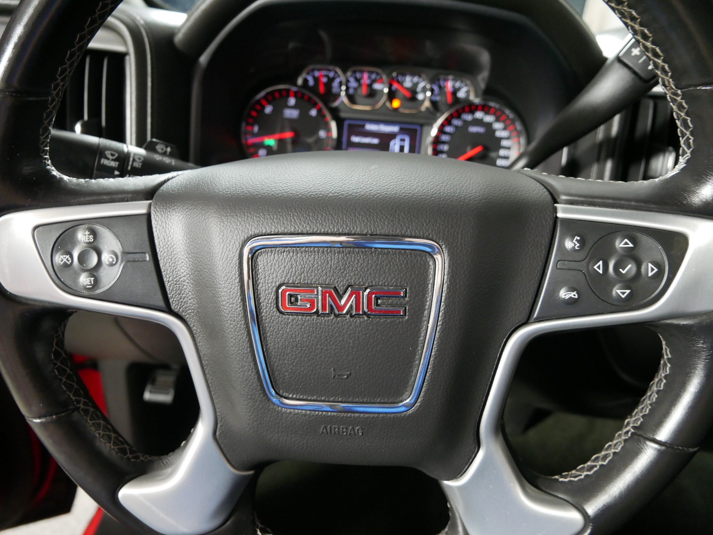Used 2016 GMC Sierra 1500 SLE w/ SLE Value Package AWD/4WD image 25