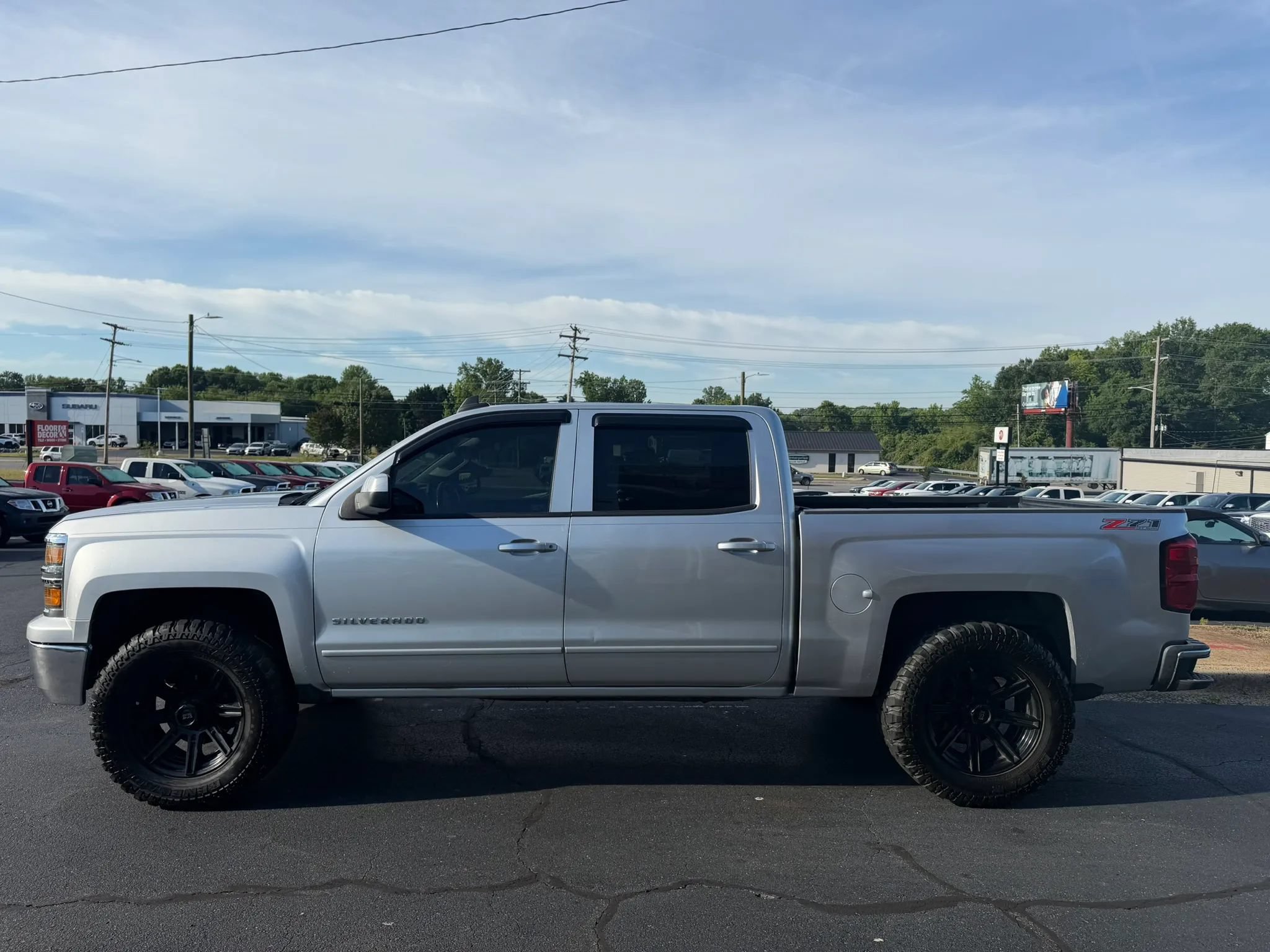 Used 2015 Chevrolet Silverado 1500 LT AWD/4WD image 4