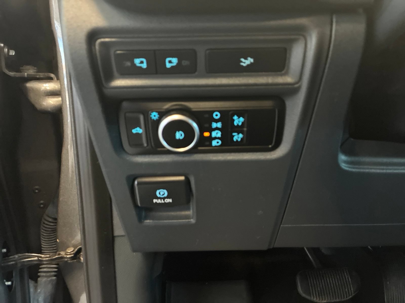 Used 2023 Ford F150 XLT AWD/4WD image 15