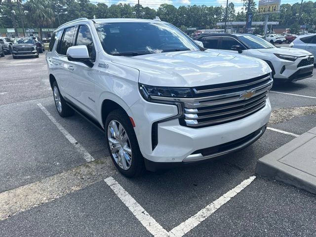 Used 2021 Chevrolet Tahoe High Country w/ Premium Package RWD image 3