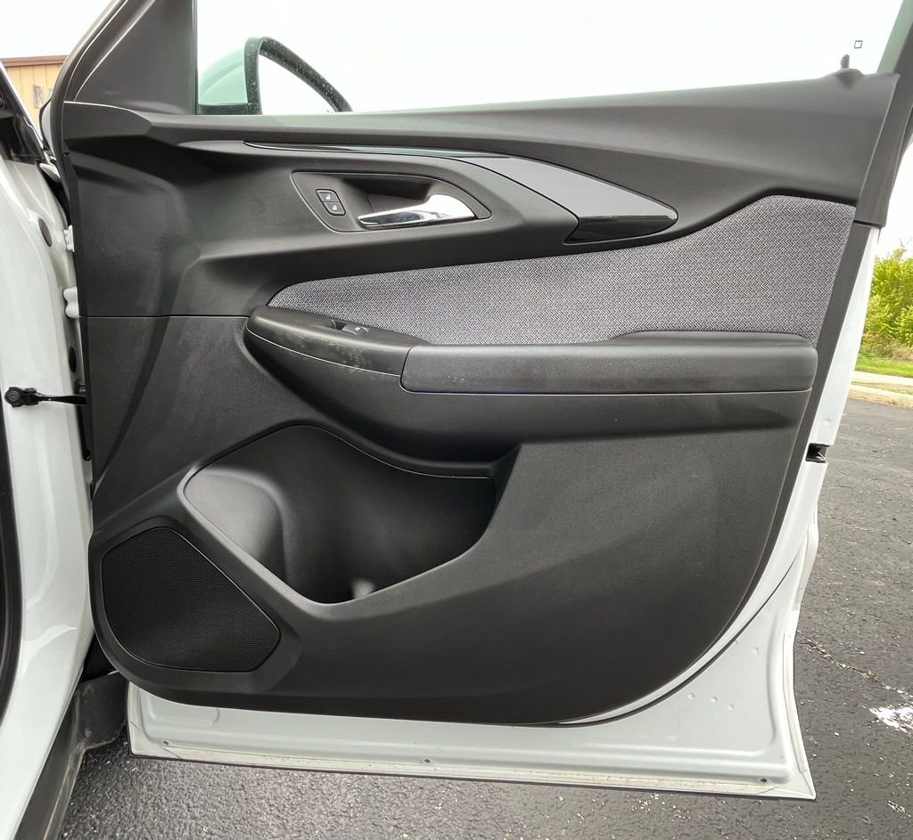 Certified 2023 Chevrolet TrailBlazer LT w/ Convenience Package AWD/4WD image 21