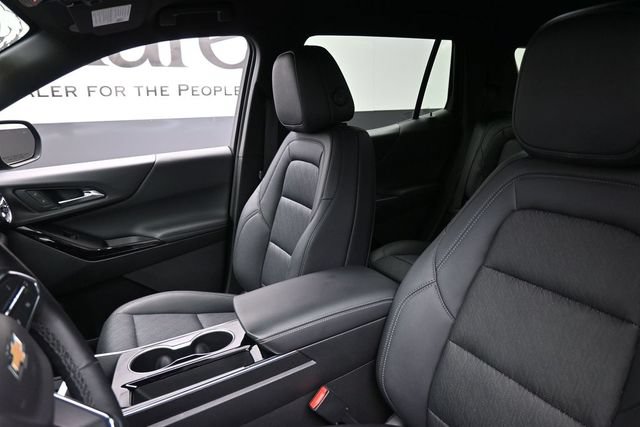 Used 2025 Chevrolet Equinox LT w/ Convenience Package II FWD image 16