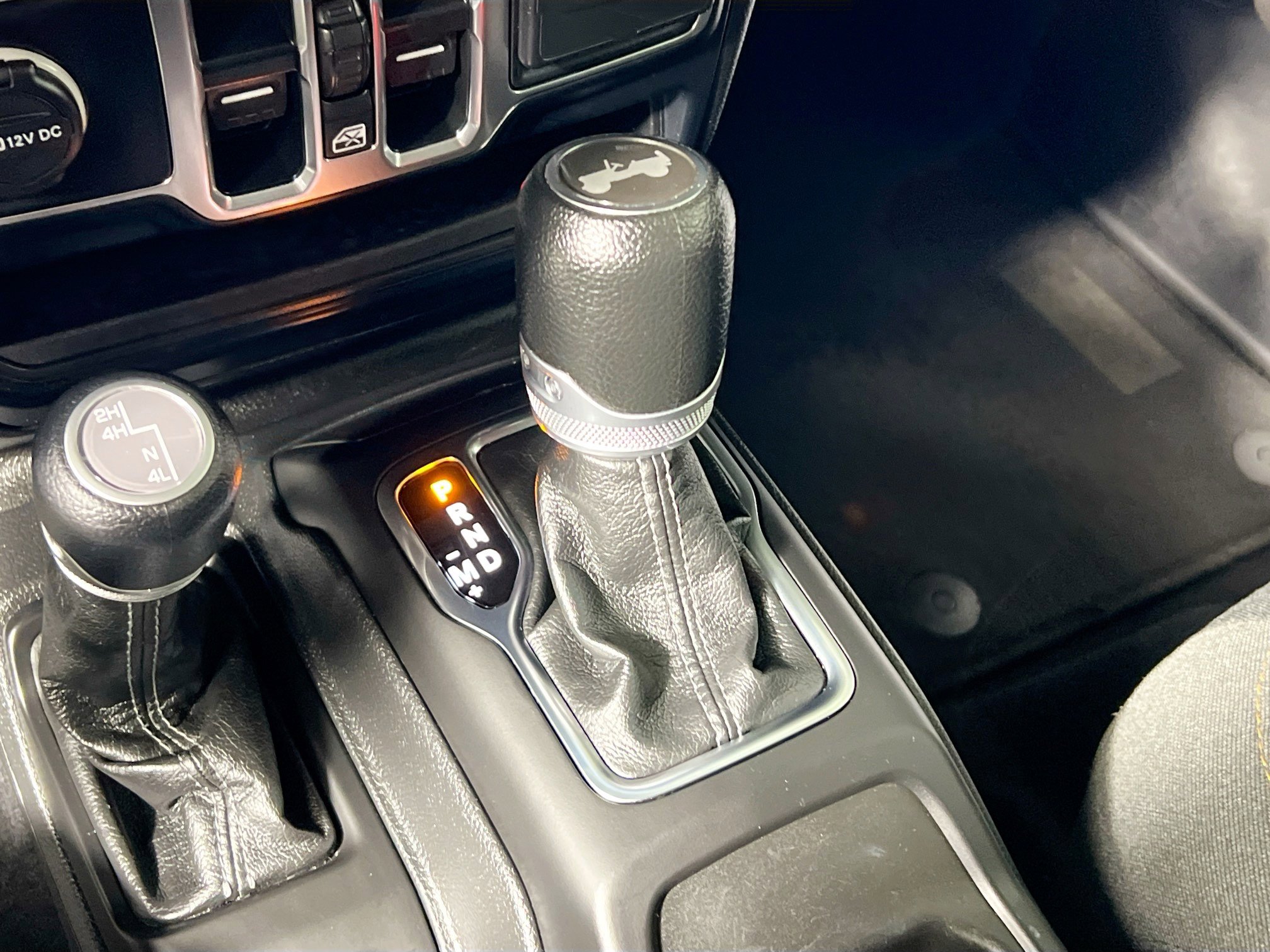 Used 2024 Jeep Wrangler Sport S AWD/4WD image 24