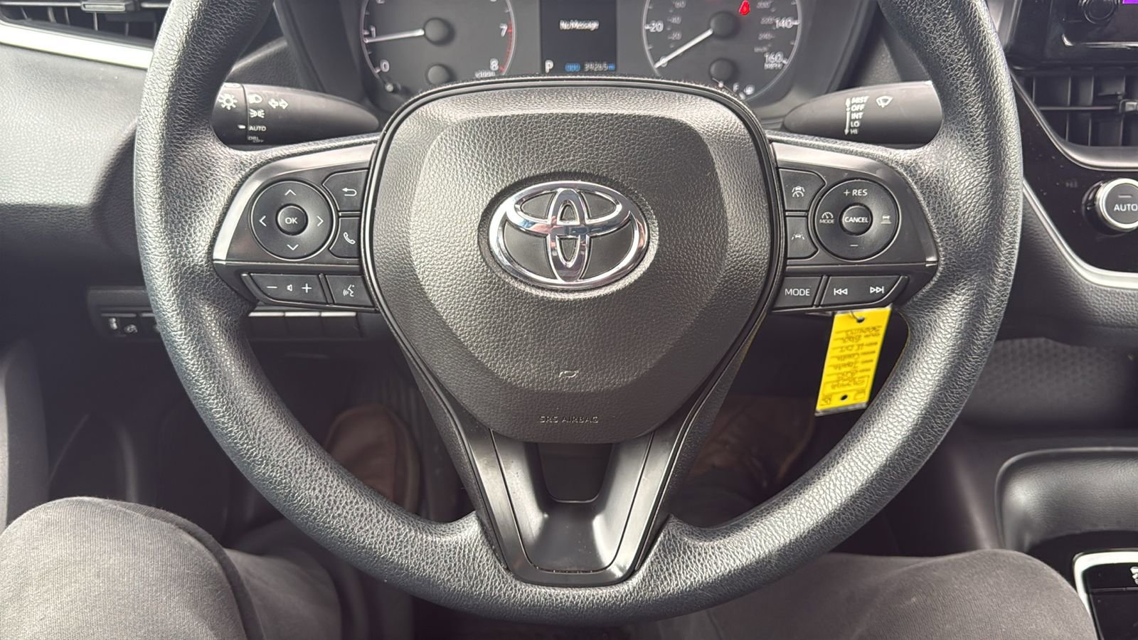 Certified 2025 Toyota Corolla LE image 12