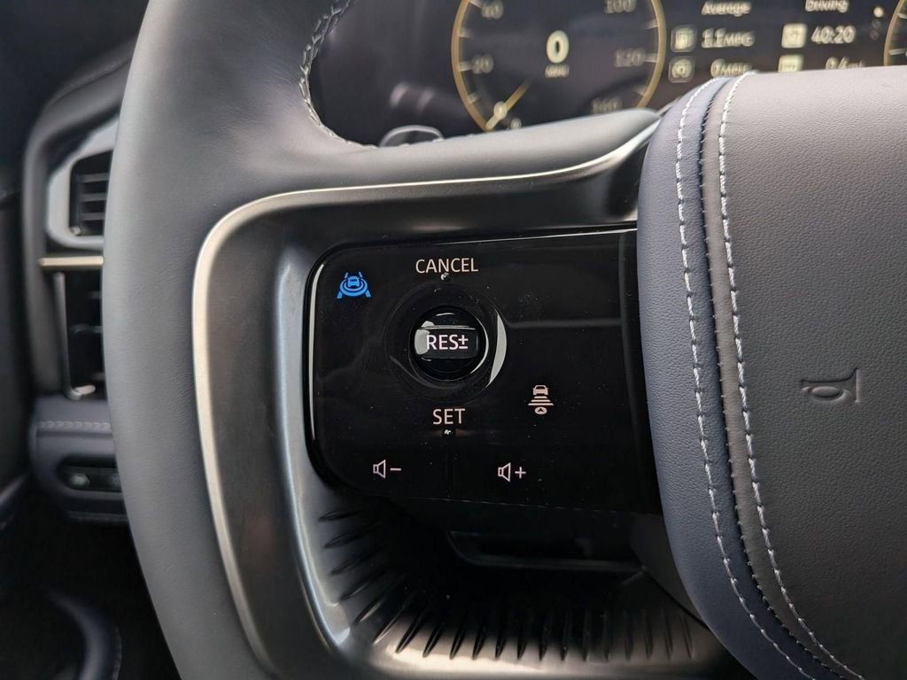 New 2026 INFINITI QX80 4WD w/ Sport Exterior Package image 18