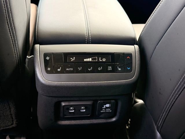 New 2026 Nissan Pathfinder Platinum AWD/4WD image 21