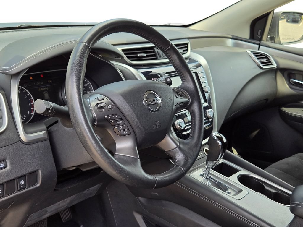 Used 2021 Nissan Murano SV FWD image 17