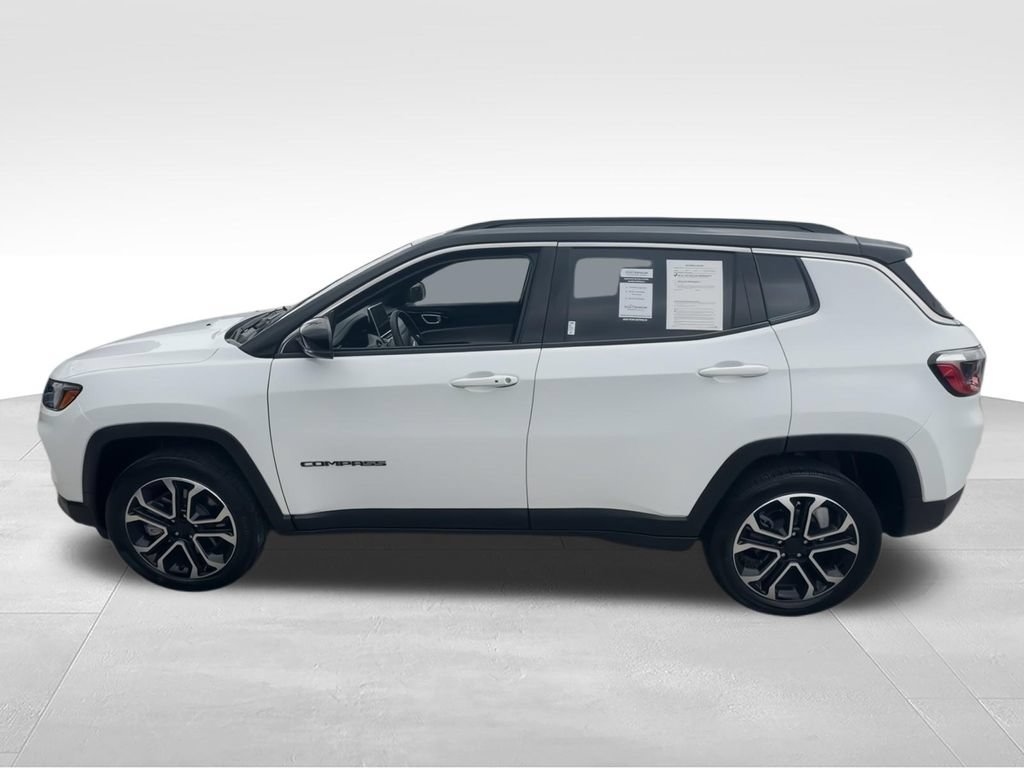 Used 2023 Jeep Compass Limited AWD/4WD image 5