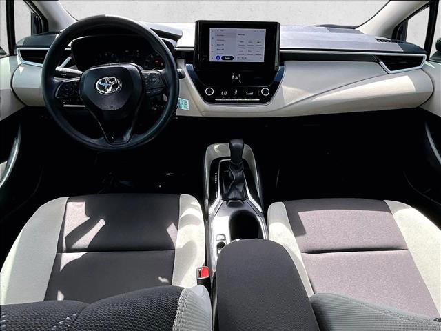 Used 2025 Toyota Corolla LE image 16