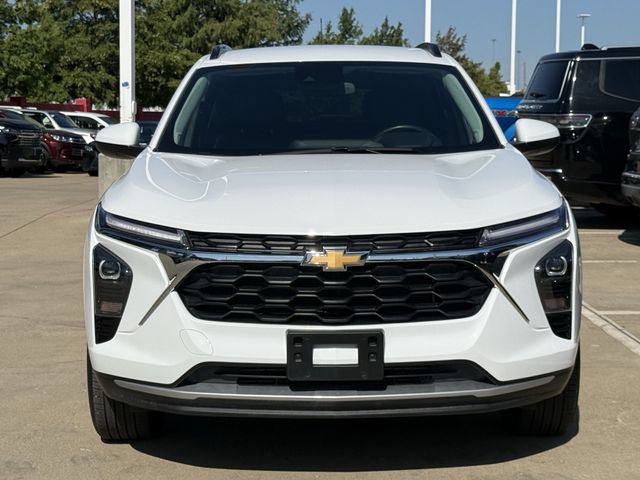 Used 2024 Chevrolet Trax LT w/ Driver Confidence Package FWD image 8