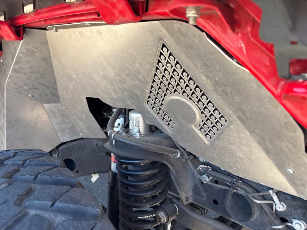 Used 2021 Jeep Gladiator Mojave AWD/4WD image 13