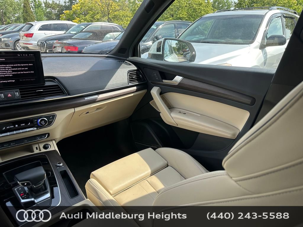 Used 2023 Audi Q5 2.0T Premium Plus w/ Premium Plus Package AWD/4WD image 30