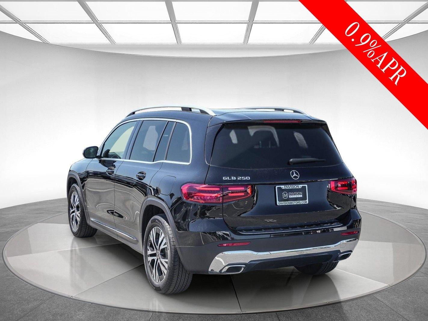Certified 2026 Mercedes-Benz GLB 250 image 2