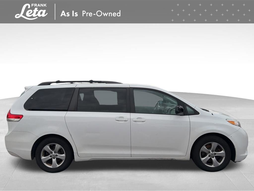 Used 2014 Toyota Sienna LE FWD image 6