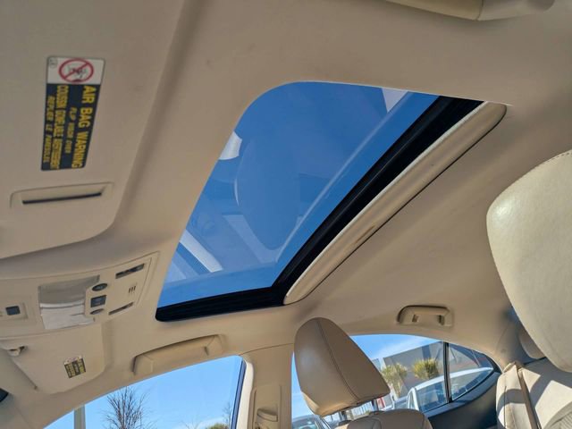 Used 2013 Lexus ES 300h w/ Luxury Pkg image 18