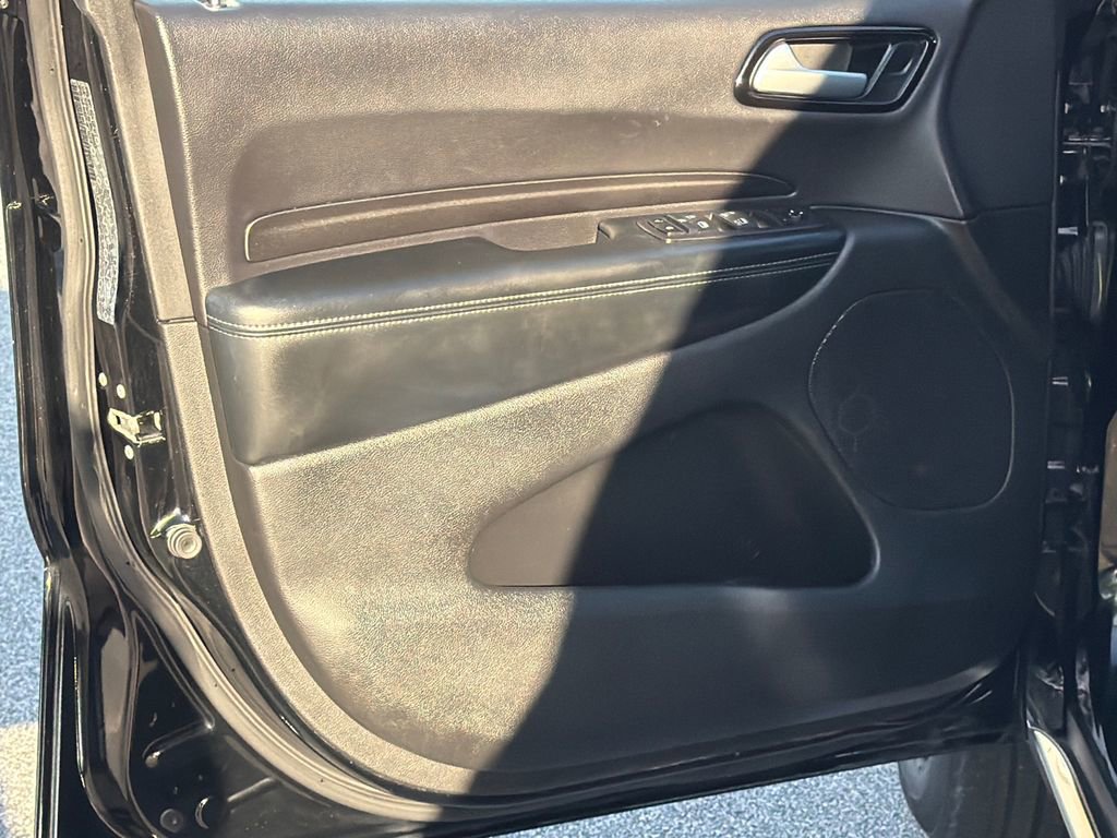 Used 2024 Dodge Durango SXT w/ Trailer Tow Group IV AWD/4WD image 10