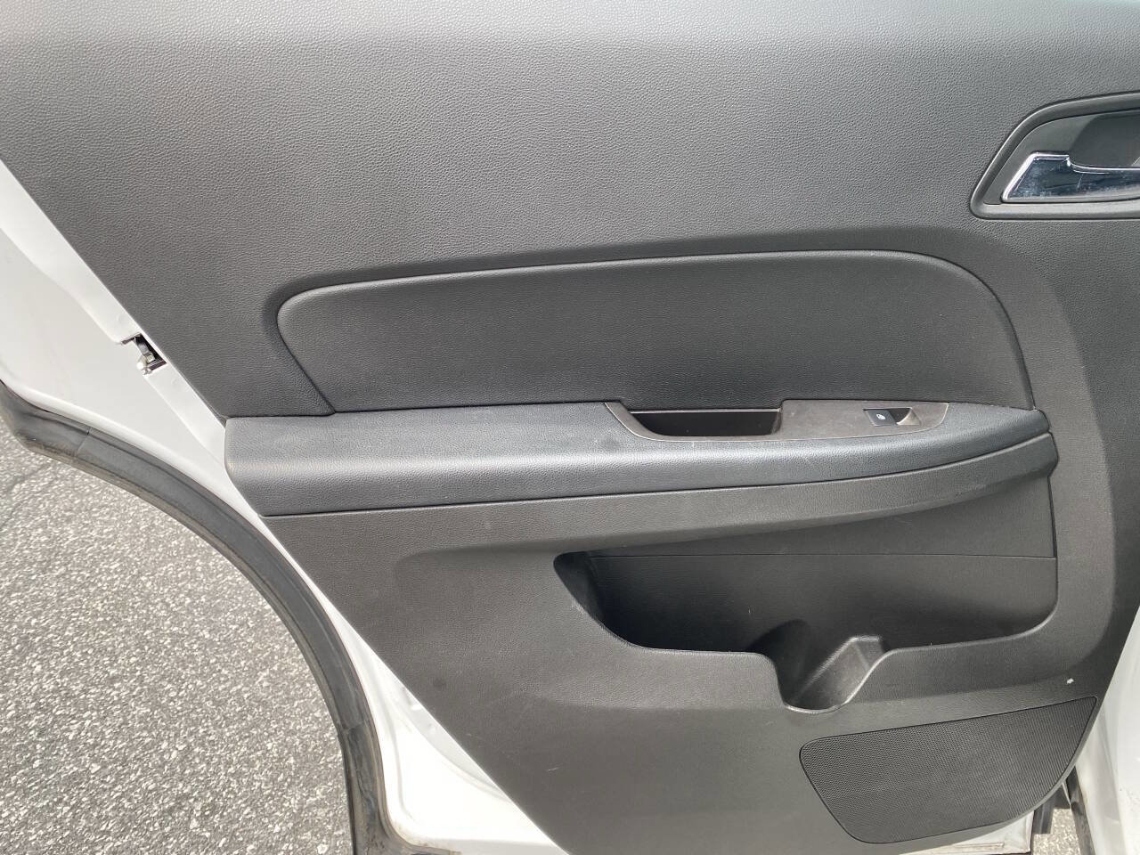 Used 2014 Chevrolet Equinox LS image 13