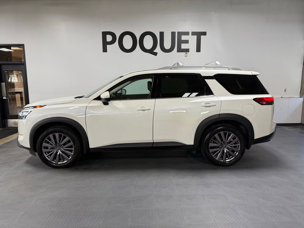 Used 2023 Nissan Pathfinder SL w/ SL Premium Package AWD/4WD image 1