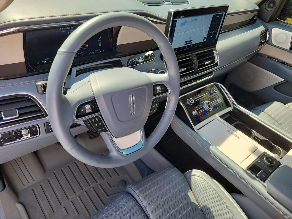 Certified 2024 Lincoln Navigator L Black Label image 23