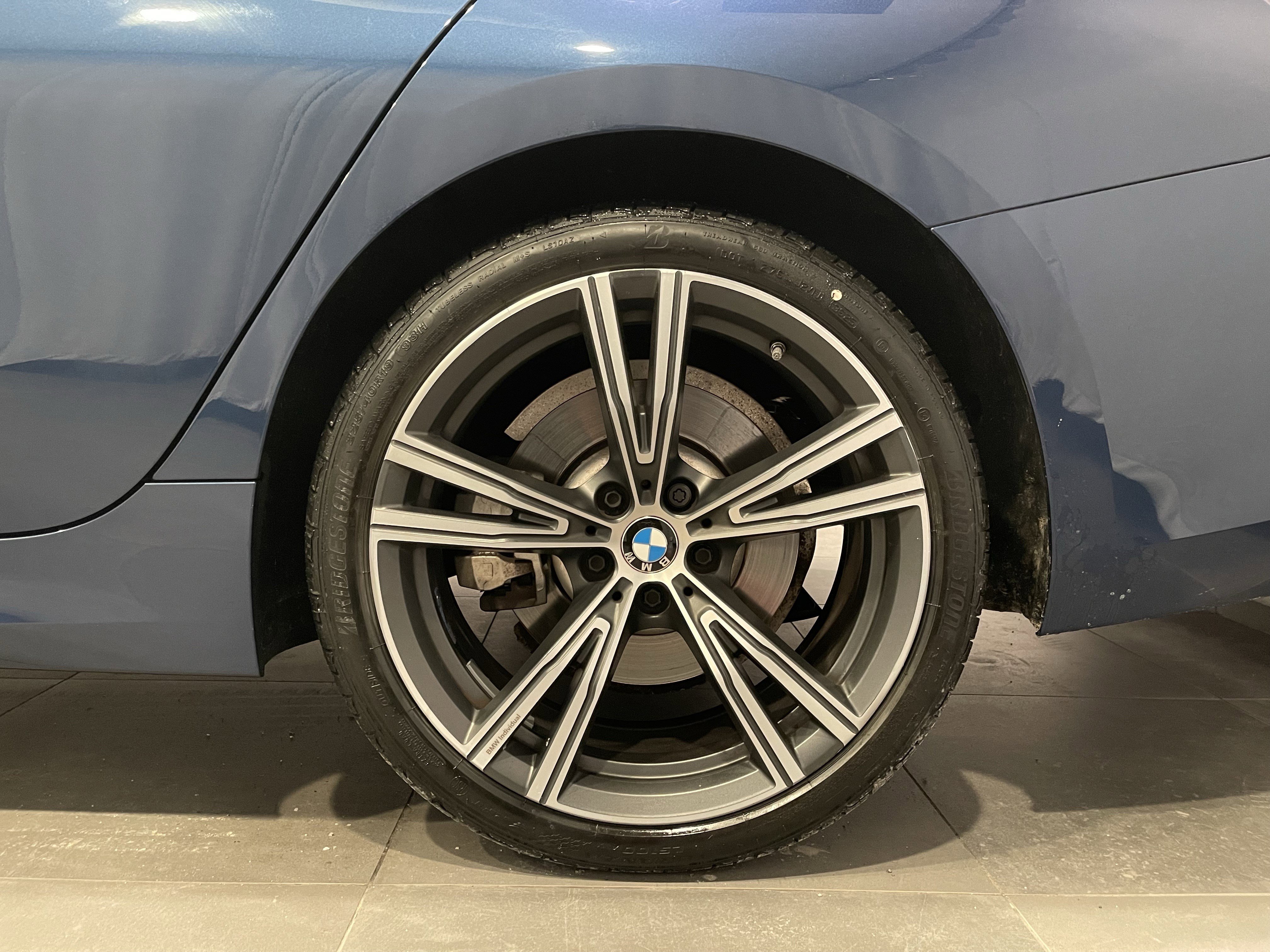 Used 2023 BMW 330i xDrive 330i xDrive w/ Driving Assistance Package image 9