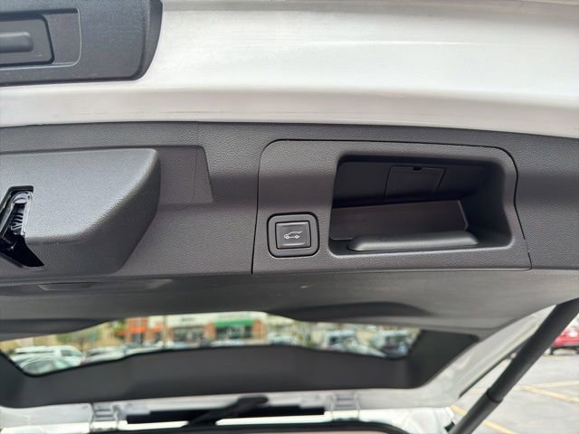 Used 2023 GMC Acadia Denali w/ Denali Ultimate Package image 16