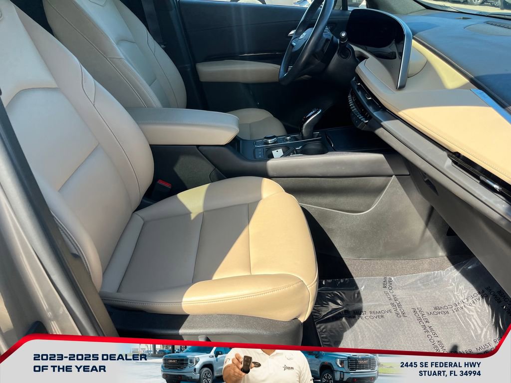 Used 2024 Cadillac XT4 Luxury image 19