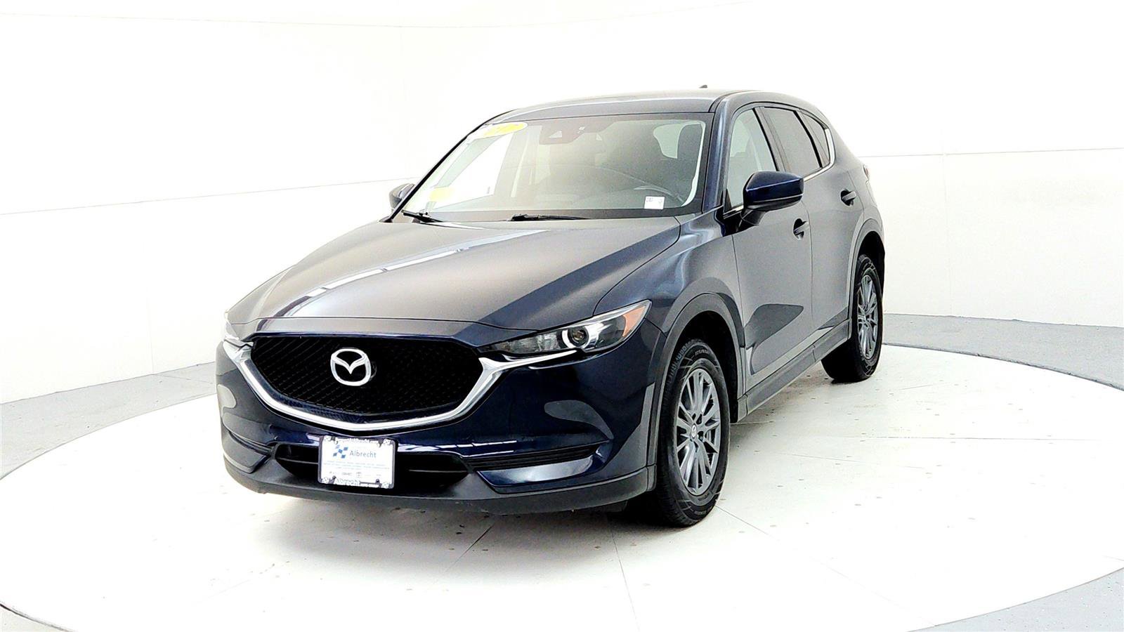 Used 2017 MAZDA CX-5 Touring image 2