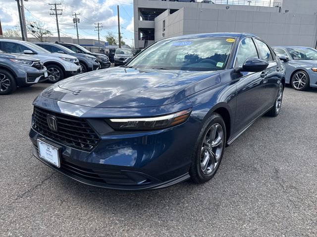 Used 2023 Honda Accord EX image 1