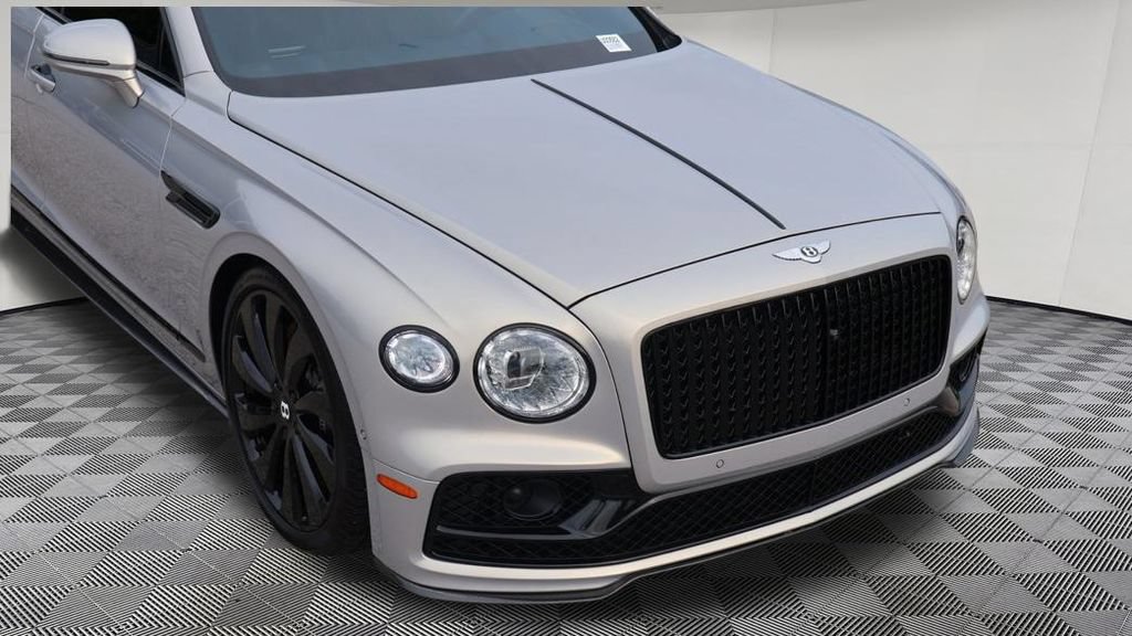 Used 2022 Bentley Flying Spur V8 AWD/4WD image 50
