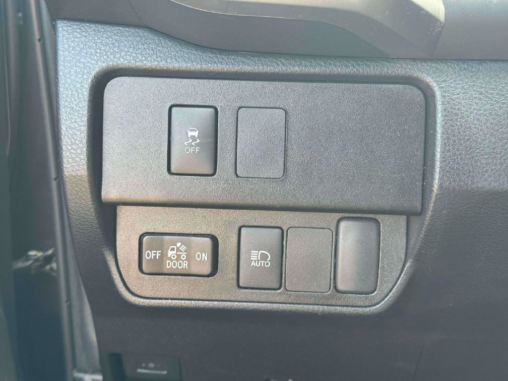 Used 2022 Toyota Tacoma SR5 AWD/4WD image 20