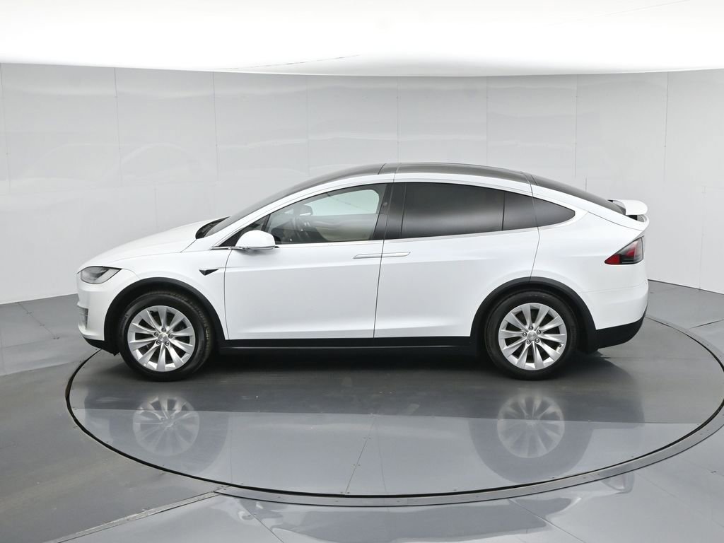 Used 2020 Tesla Model X Long Range image 49