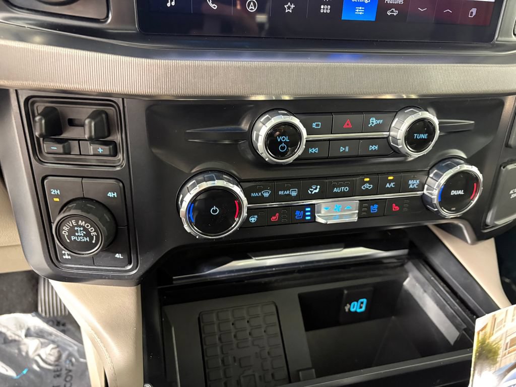 Certified 2026 Ford F250 Platinum w/ Platinum Plus Package AWD/4WD image 20