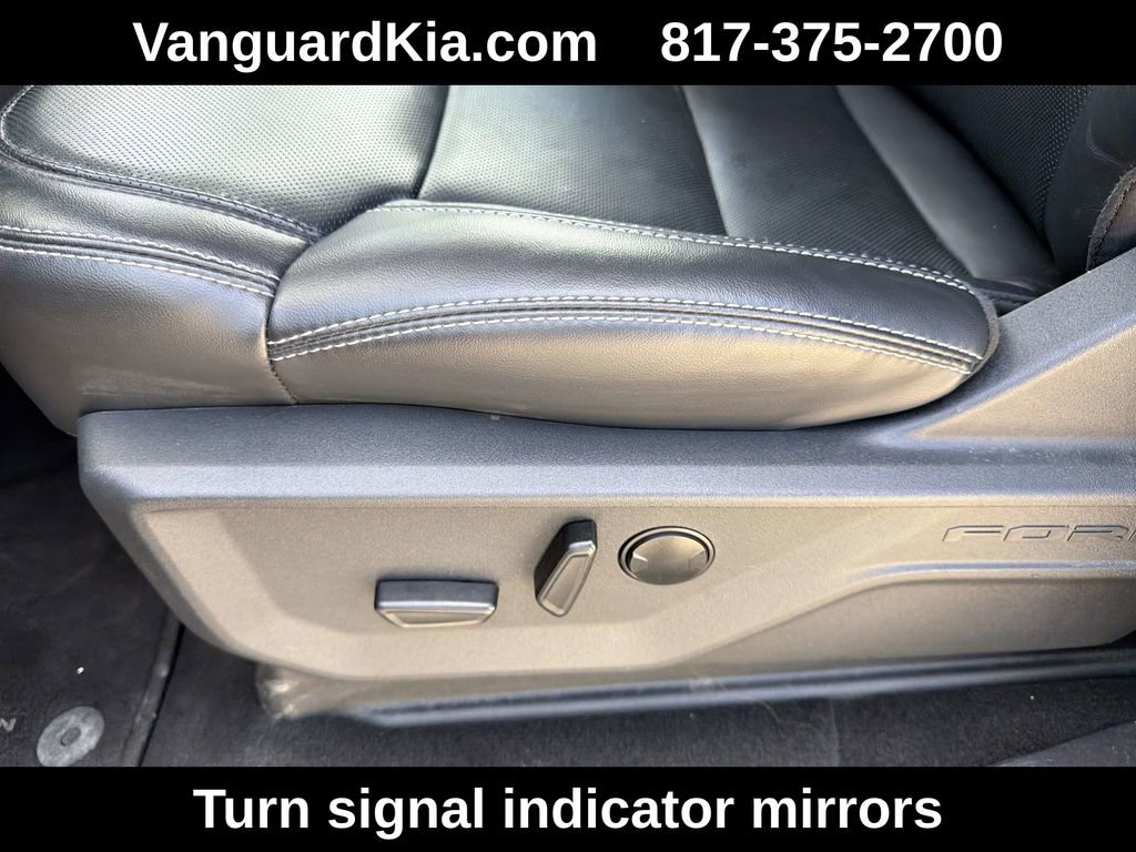 Used 2025 Ford Expedition Max Platinum AWD/4WD image 16
