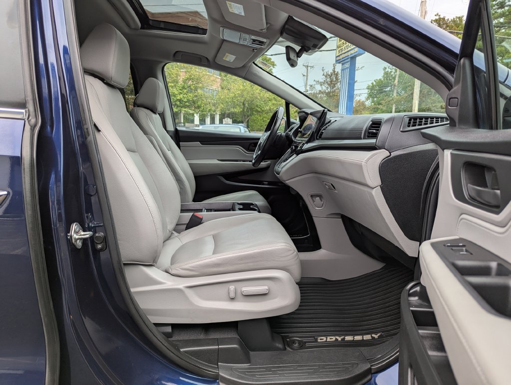 Used 2019 Honda Odyssey EX-L image 32