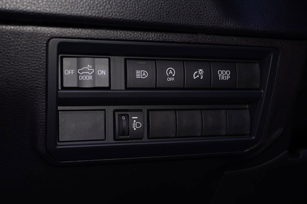 New 2026 Toyota Tundra SR image 11