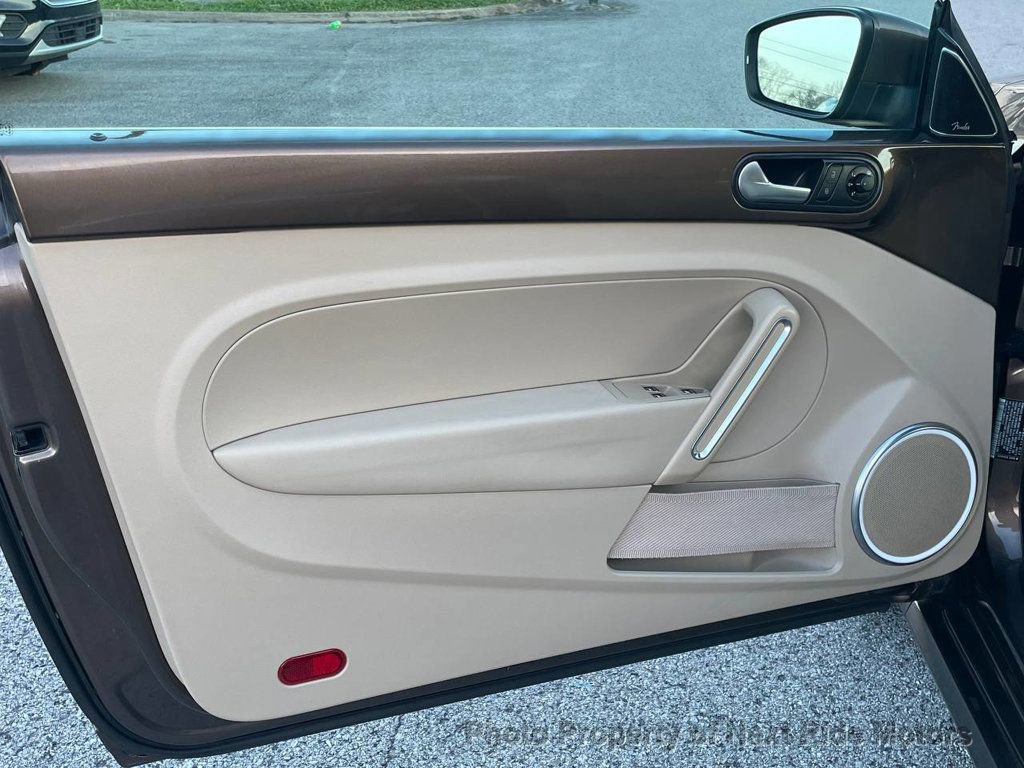 Used 2013 Volkswagen Beetle TDI image 24