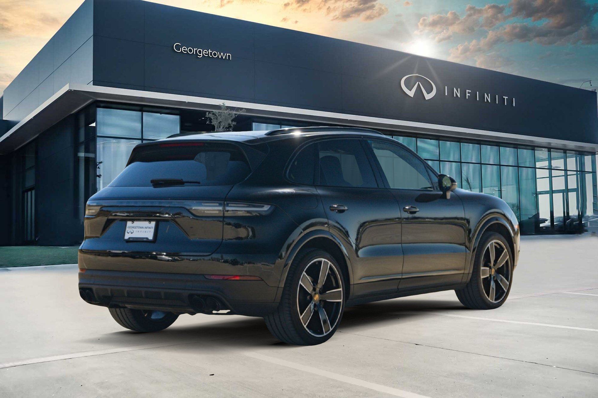 Used 2023 Porsche Cayenne Platinum Edition AWD/4WD image 6