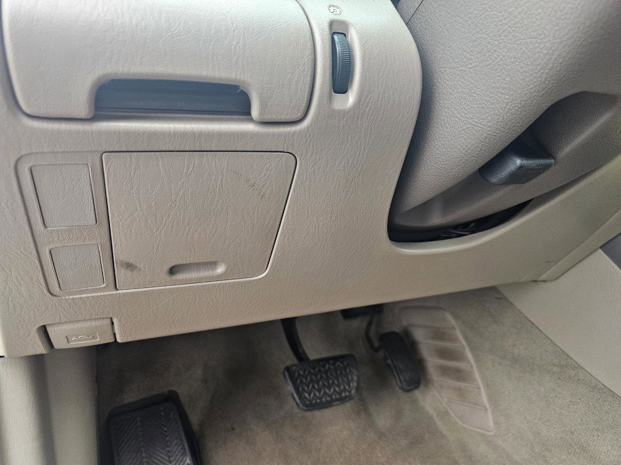 Used 2006 Toyota Camry XLE image 31