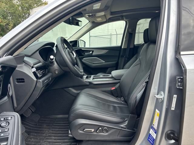 Certified 2026 Acura MDX w/ Technology Package image 5